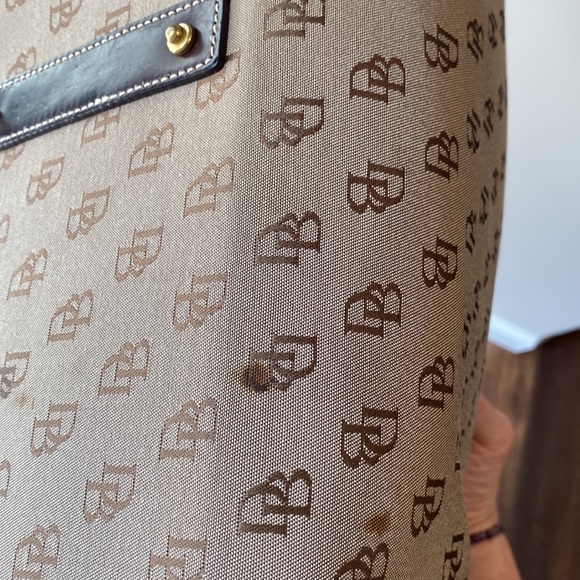 Dooney&Bourke large tote - Picture 6 of 16